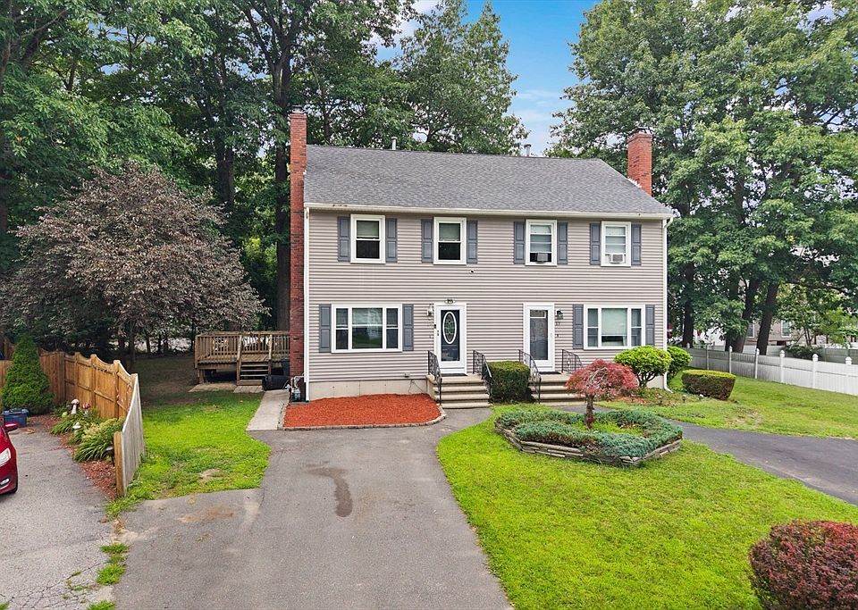 1st image of 19 Riverbank Cir Unit 19