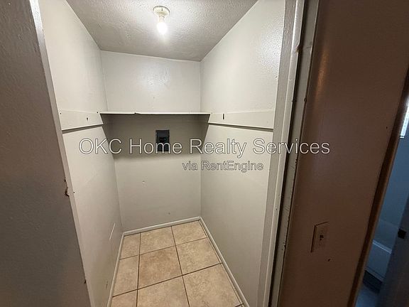 5th image of 2108 SW 51st St APT 3