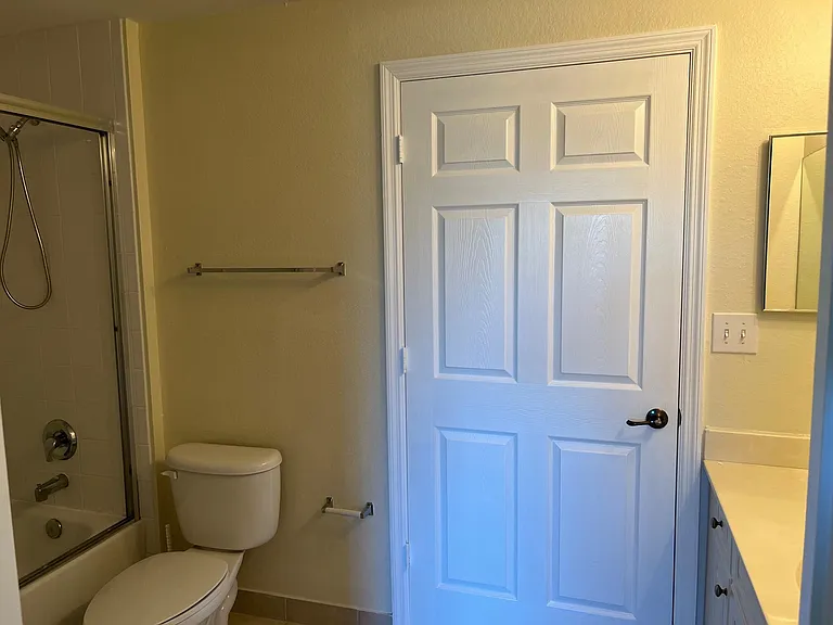 2802 Sarento Pl #302 — Photo 14