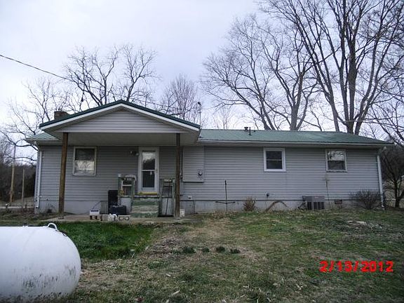 3rd image of 706 S County Road 225 W