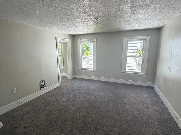 454 Riverside Ave #B — Photo 4