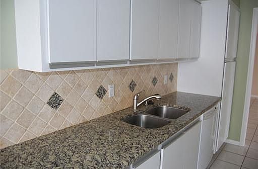 5th image of 4200 N Ocean Dr APT 901-2