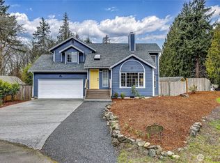 22295 Wavecrest Ave NE, Poulsbo, WA 98370