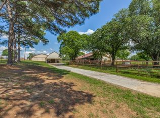 13220 Briar Rd, Azle, TX 76020
