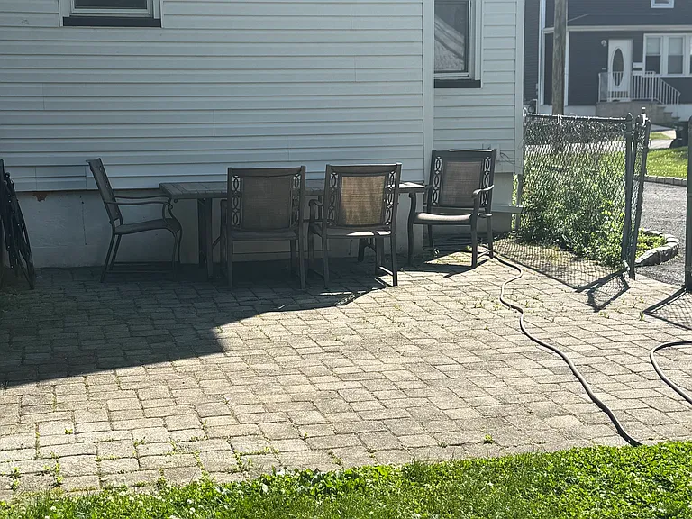 100 Winslow Pl — Photo 11