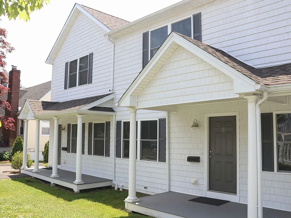 39 Glenwood Ave