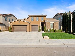 1075 Agua Dulce Ave, Clovis, CA 93619