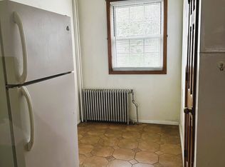 5353 72nd St #1L, Maspeth, NY 11378