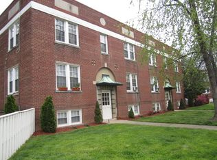 414 E Glendale Ave APT 2, Alexandria, VA 22301