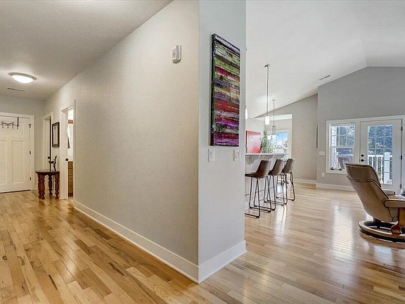 4th image of W55N178 McKinley Blvd #201