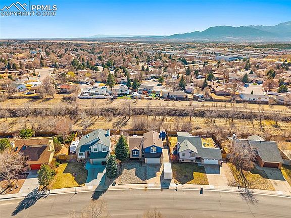 3rd image of 1795 Leoti Dr