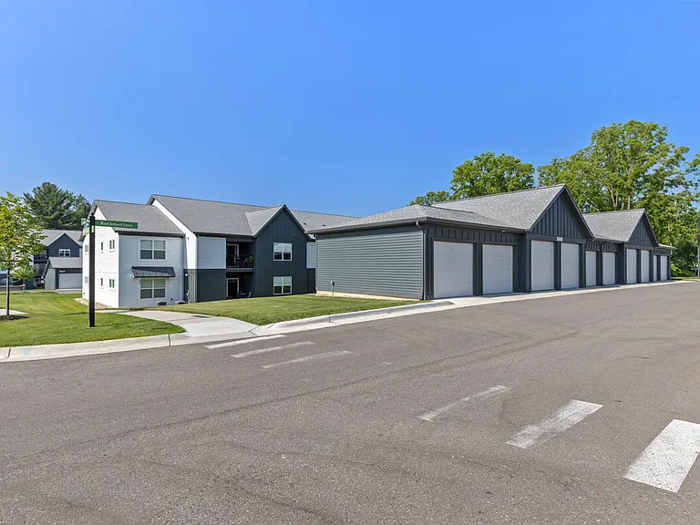 River Birch Apartment Homes — Photo 1