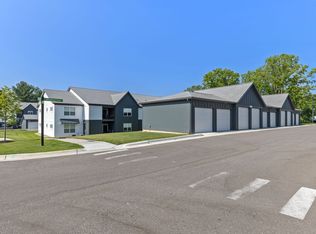 3500 60th St SE #102, Caledonia, MI