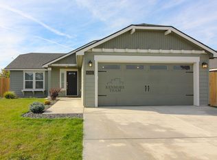 6202 Tyre Dr, Pasco, WA 99301