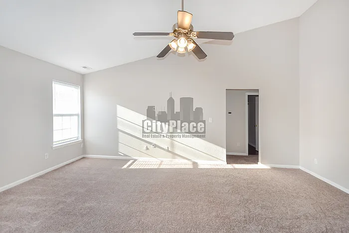 5639 Wood Hollow Dr — Photo 8