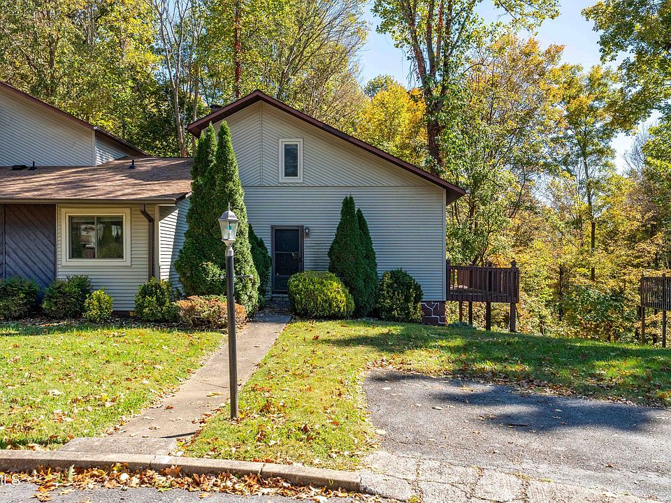 1st image of 2207 Forest Acres Dr #2207