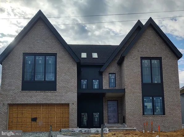 1104 N Tuckahoe St, Falls Church, VA 22046