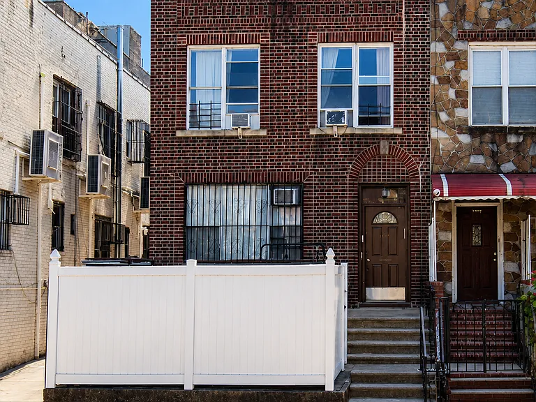 558 Empire Blvd #1F — Photo 10