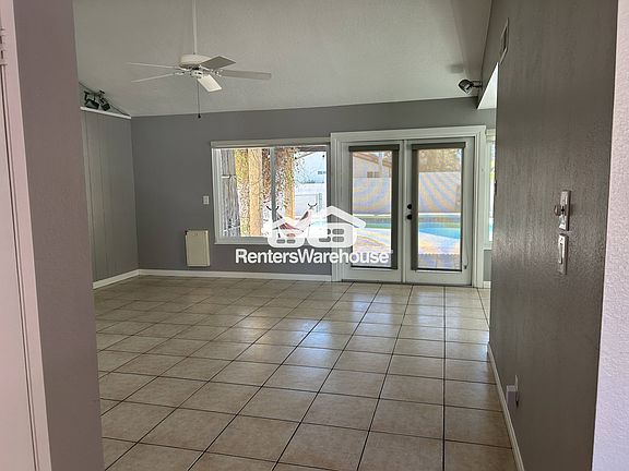 5th image of 3969 Green Leaf Dr