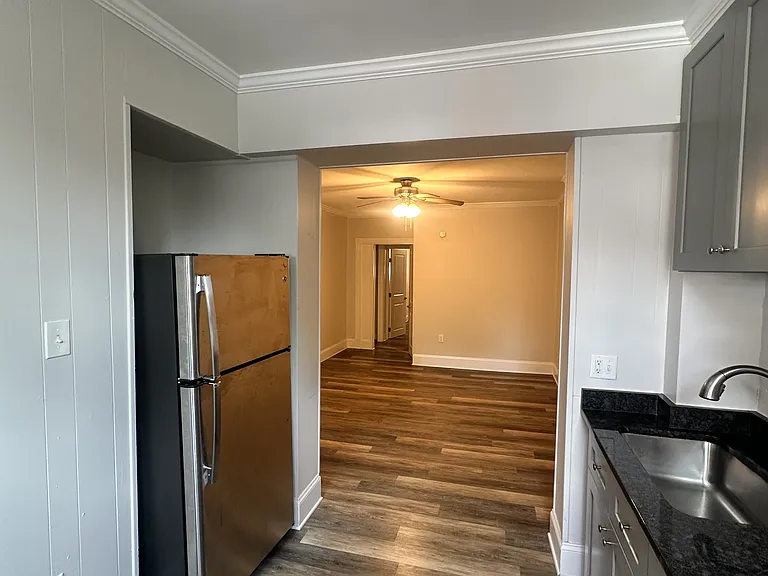 30 W All Saints St — Photo 21