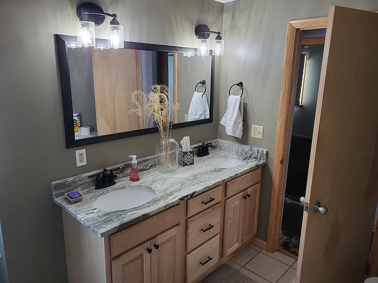 319 Shawnee Pl — Photo 9