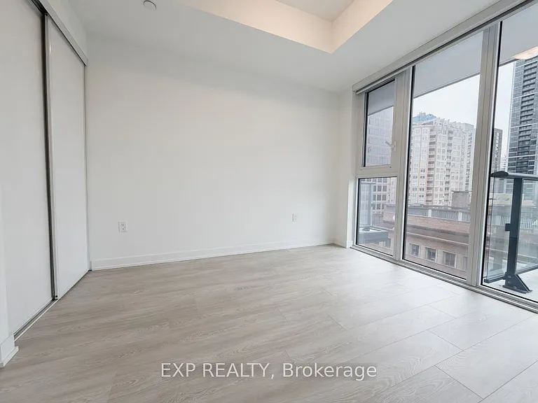 634 Church St #908 — Photo 15