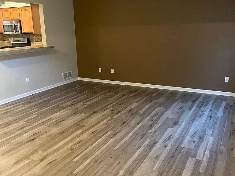 Living room with breakfast bar.