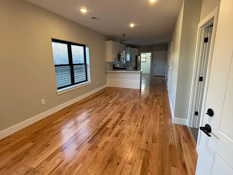 76 Barbara St #3 — Photo 5