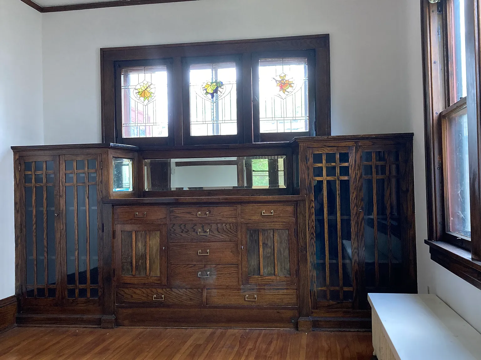 2 bed, 1130 sqft, $1,800 — Photo 2