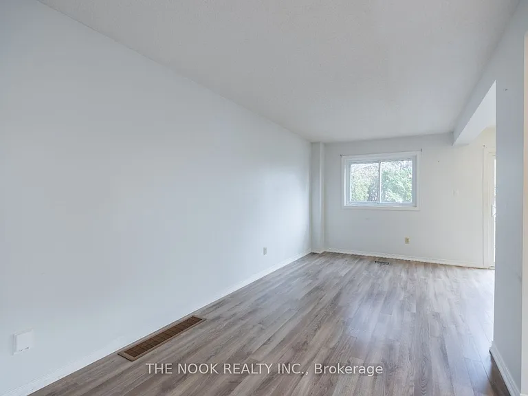 606 Cobblehill Dr — Photo 12