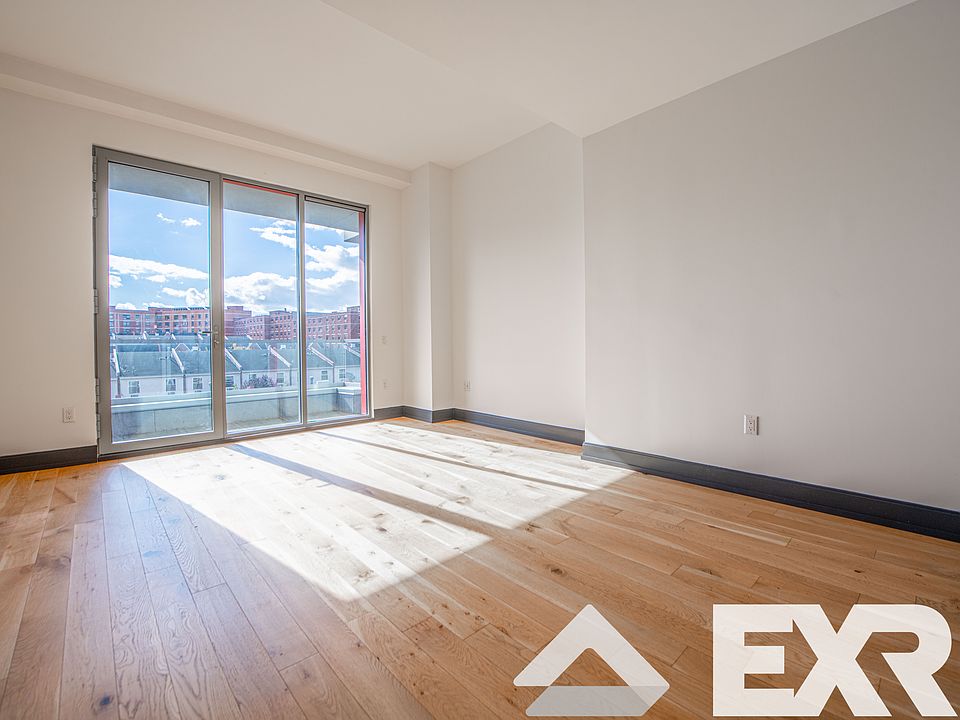 1st image of 10 Montieth St APT 412