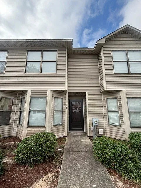 149 Aloha Drive — Photo 1
