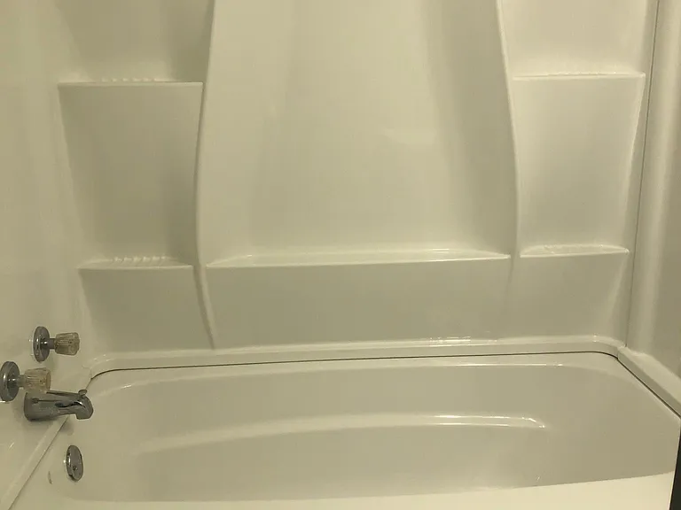 Tub