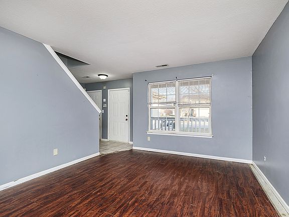 5th image of 8837 Ganton Ct