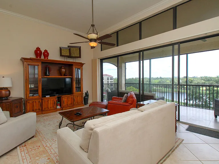 7024 Pelican Bay Blvd #F-504 — Photo 39