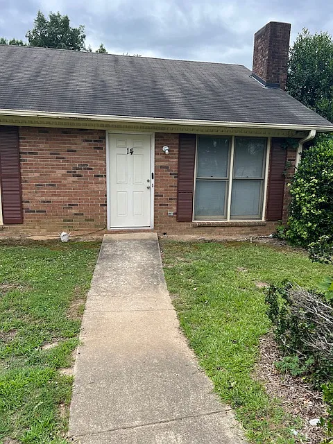 323 E Blackstock Rd #14