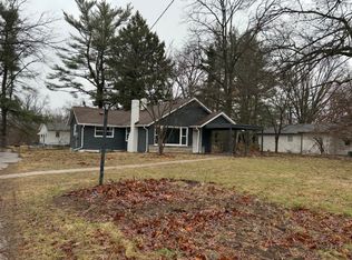 4318 E Cantrell St, Decatur, IL 62521