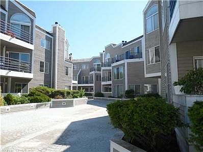 1st image of 131 Harbour Close