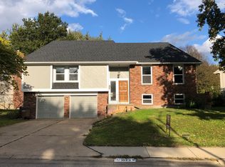 1023 Brookside Dr, Raymore, MO 64083