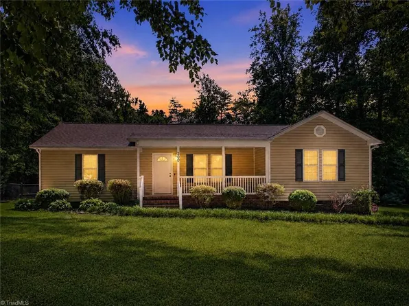 200 Dandelion Dr, Timberlake, NC 27583