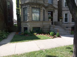 2528 N Mozart St, Chicago, IL 60647