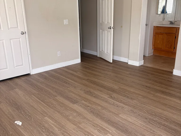 1433 Normandy Dr — Photo 15
