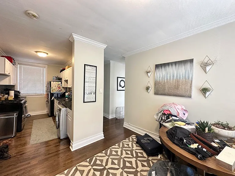 1415 W Hutchinson St #4 — Photo 8