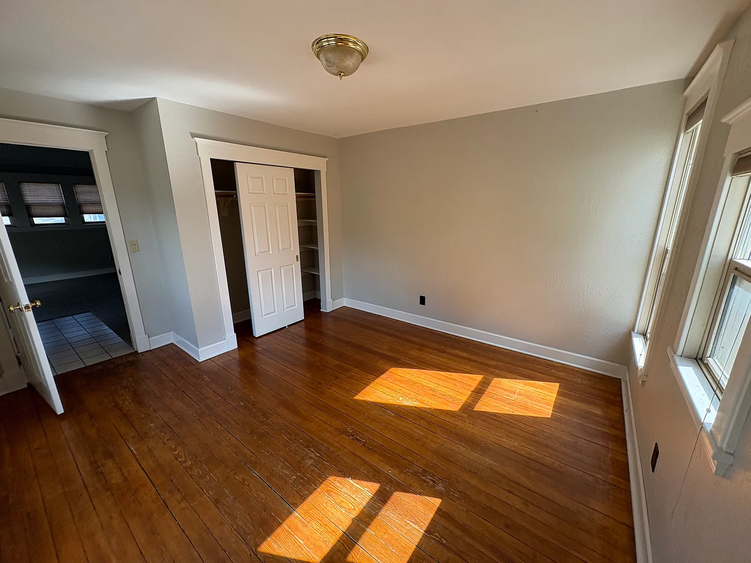 2 bed, 1400 sqft, $1,550 — Photo 4