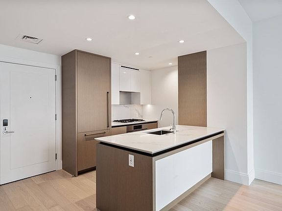 2nd image of 380 Harrison Ave #1127