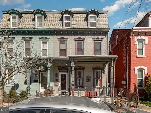 237 N 3rd St, Columbia, PA 17512