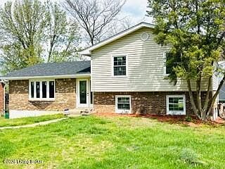 2nd image of 1415 Cedarbrook Rd