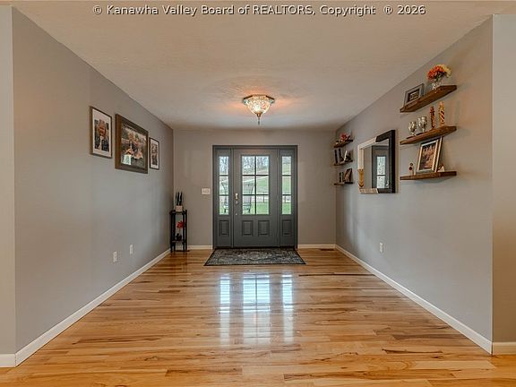 5th image of 867 Young Hollow Rd