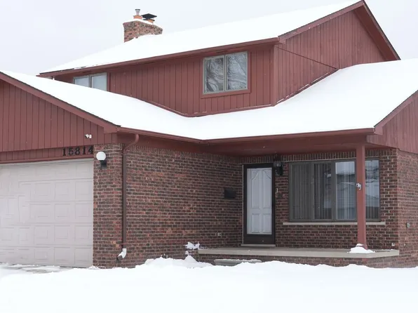 15814 Deerfield Ave, Eastpointe, MI 48021