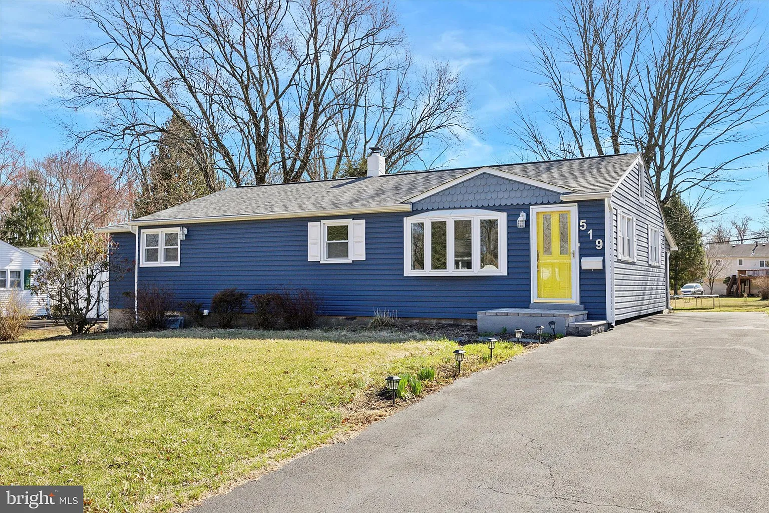 519 Sherwood Ln photo 1
